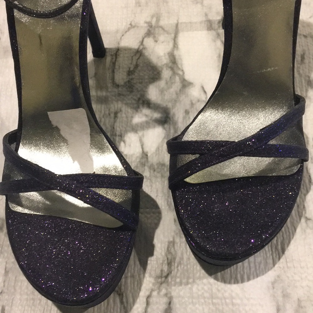 Purple Stuart Weitzman Sandals; 8.5M - Picture 8 of 8